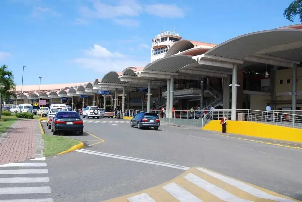 Aeropuerto Internacional del Cibao (STI)